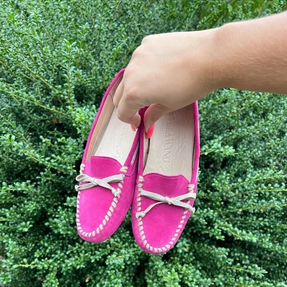 Vera Wang Fuchsia Pink Suede Loafers Slip On Shoes Women Size 6 M, Made in Italy - Picture 14 of 14